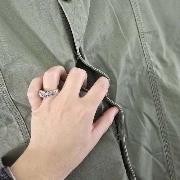 Eddie Bauer Womens Button Front Skirt Size 16 Green Knee Length Outdoor - Picture 3 of 8